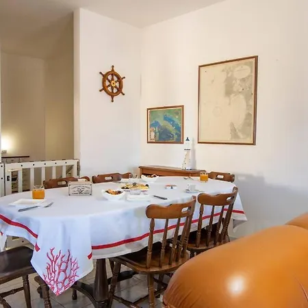 Il Veliero - Spacious House Near The Sea *